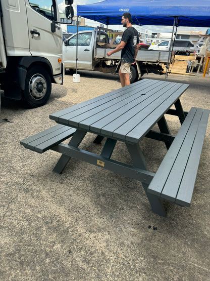 Standard Picnic Tables