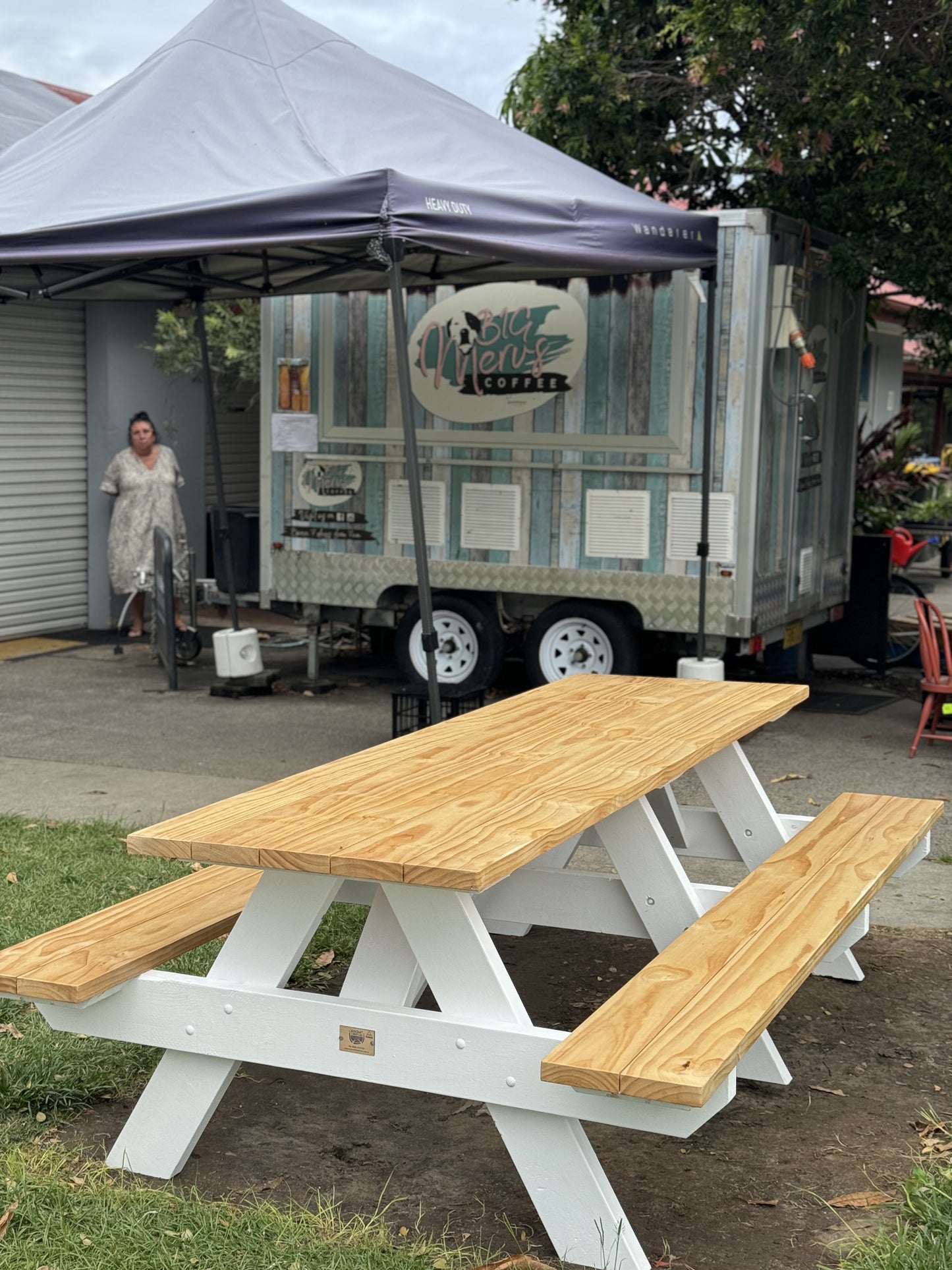 Traditional Picnic Tables