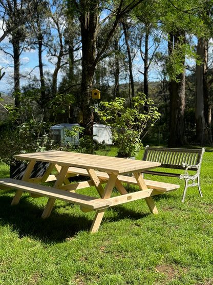 Standard Picnic Tables