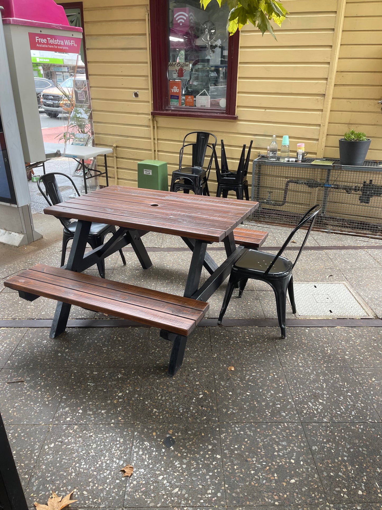 Standard Picnic Tables