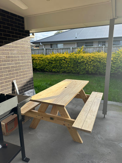 Traditional Picnic Tables