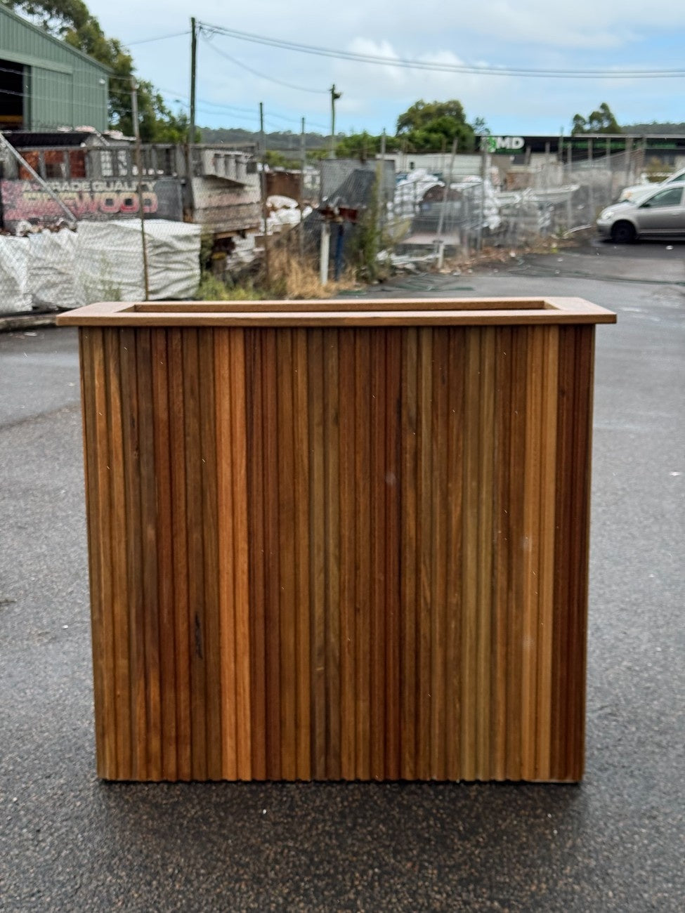 Premium handcrafted planter boxes made in Sydney, durable and stylish, suitable for outdoor use in gardens, parks, cafes, and commercial spaces.

