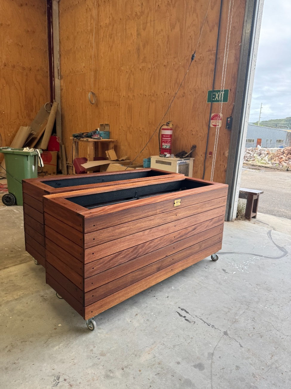 Premium traditional planter box made from kiln-dried Jambu hardwood, durable and elegant, ideal for hotel lobbies, reception areas, and indoor commercial spaces.