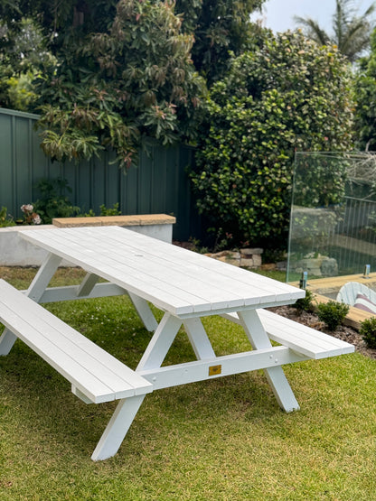 White custom-painted picnic table by Auscraft, ideal for outdoor seating in Australian gardens, cafés and contemporary patio areas